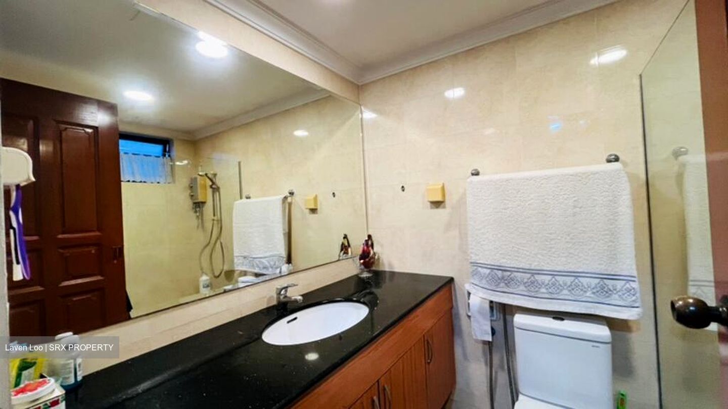 Lorong G Telok Kurau (D15), Semi-Detached #512916051